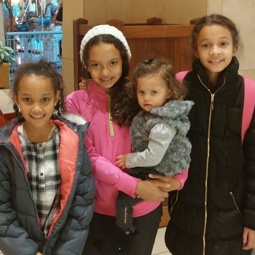 Meet your Posher, Cameron